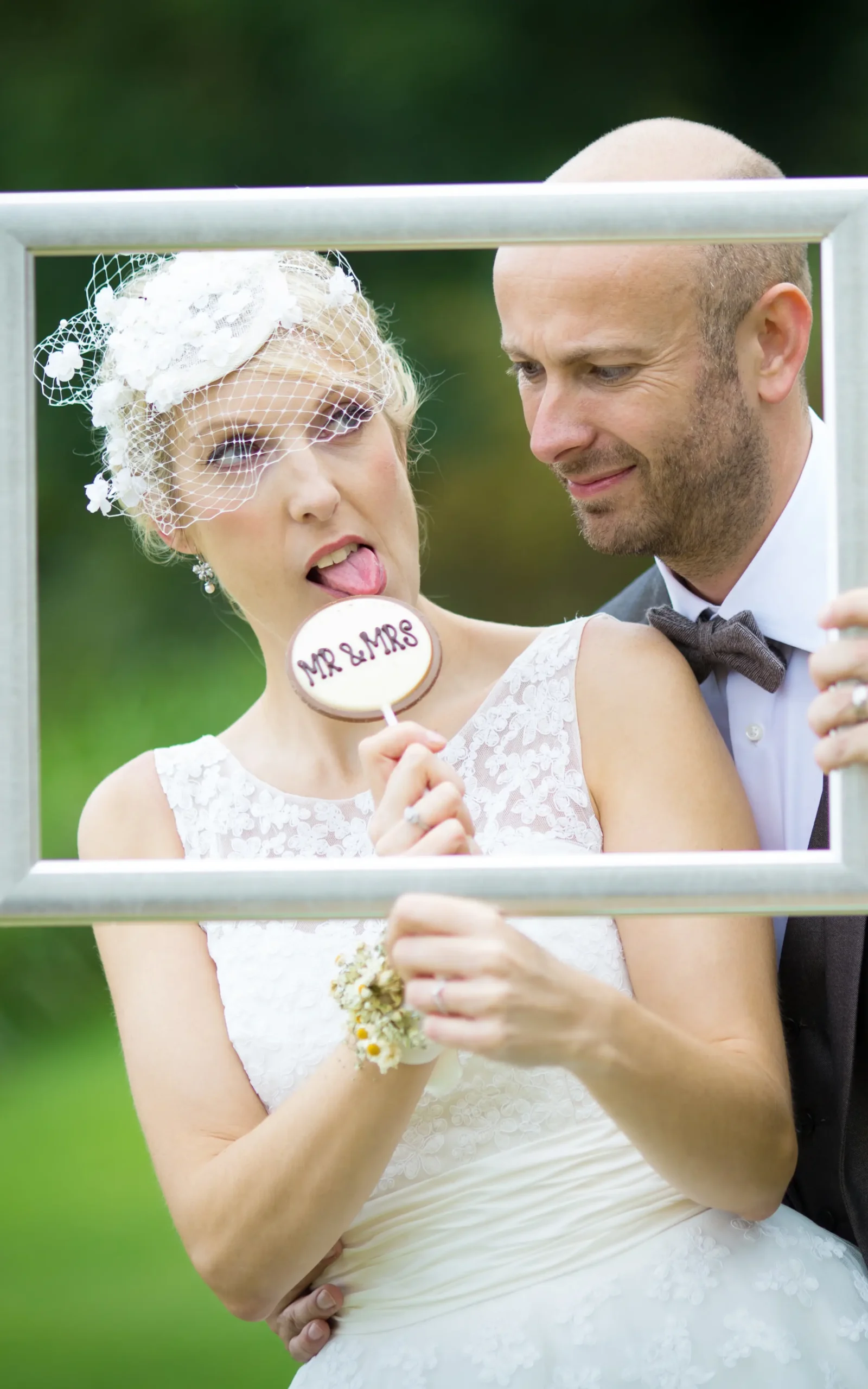 wedding photographer london wedding-photographer-london-married4
